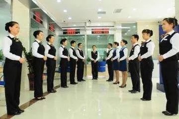 最苦逼十大職業盤點 房產中介當選“最苦”職業